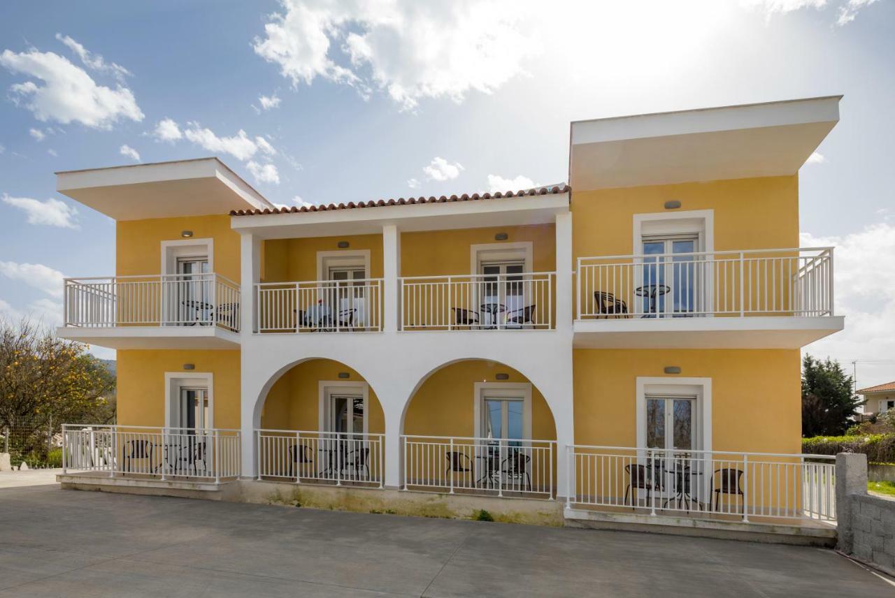 Morfeas Zante Apartments ภายนอก รูปภาพ